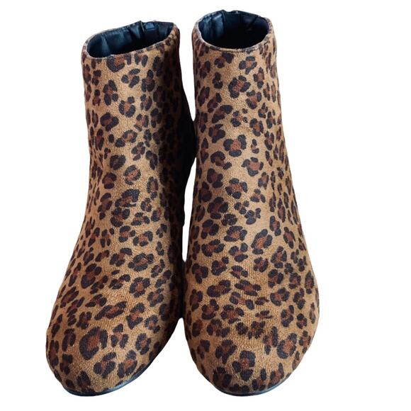 VIa Rosa Leopard print black camel Ankle Booties boots size 9 microsuede - Picture 5 of 8